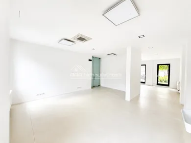 Komerčné priestory na prenájom, Košice-Juh · €1 690