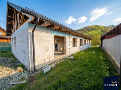 Na predaj 4-izbový byt, 80 m², Orlov