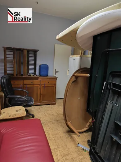 Na predaj komerčné, 42 m², Komárno, Nádvorie Európy