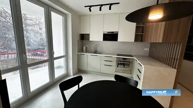 Квартиры в аренду, 3-комнатные, Bratislava-Ružinov · €1 300