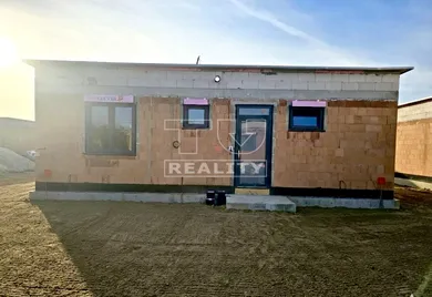 Na predaj dom, 85 m², Lúčnica nad Žitavou