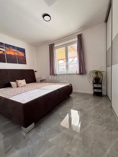 Na predaj 3-izbový dom, 78 m², Jelka, Hlavná