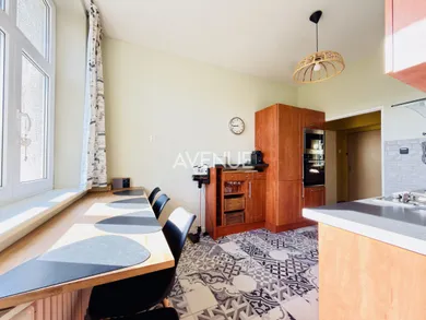 Na prenájom 2-izbový byt, 66 m², Bratislava-Nové Mesto, Vajnorská