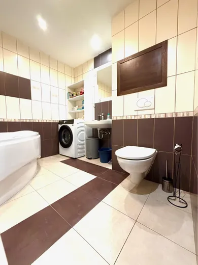 Na predaj 3-izbový byt, 52 m², Trnava, Ulica Gejzu Dusíka