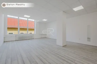 Lokale komercyjne na wynajem, Prešov · €9