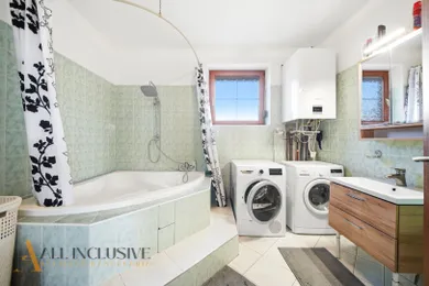 Na predaj 5-izbový dom, 164 m², Hviezdoslavov
