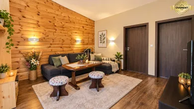 Na predaj 5-izbový rekreačný dom, 100 m², Banská Belá
