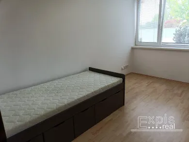 Na predaj 3-izbový dom, 130 m², Chorvátsky Grob, Blahútová