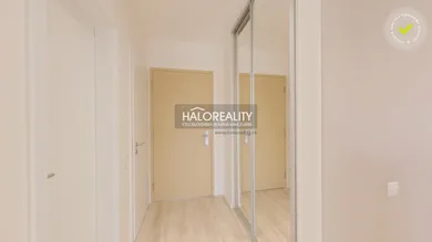 Na predaj 2-izbový byt, 49 m², Bratislava-Devínska Nová Ves