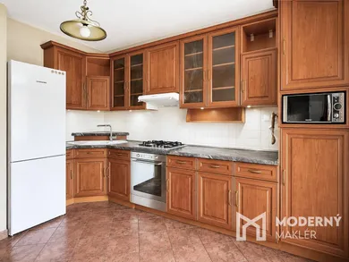 Na predaj 3-izbový byt, 73 m², Martin