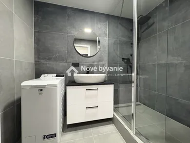 Na prenájom 2-izbový byt, 52 m², Humenné, Duchnovičova