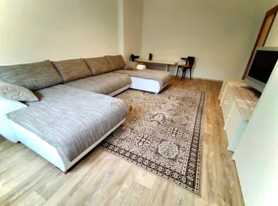 Na prenájom 1-izbový byt, 42 m², Bratislava-Ružinov, Miletičova