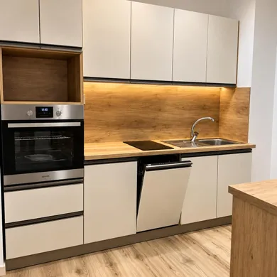 Na prenájom 2-izbový byt, 53 m², Trnava, Ulica Andreja Žarnova