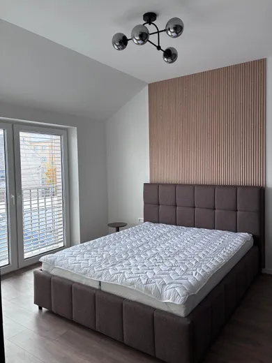 Na prenájom 2-izbový byt, 47 m², Žilina, Hollého