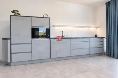Na prenájom 2-izbový byt, 62 m², Bratislava-Staré Mesto, Šancová