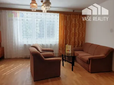 Na predaj 5-izbový dom, 200 m², Bzince pod Javorinou
