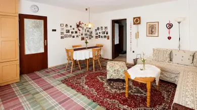 Na predaj 3-izbový dom, 479 m², Sklené