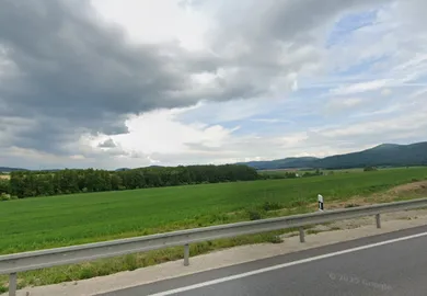 Na predaj pozemok, Mníchova Lehota