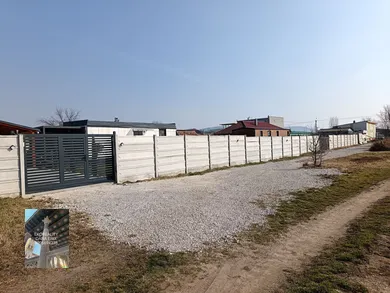 Na predaj pozemok, 72 m², Zbehy