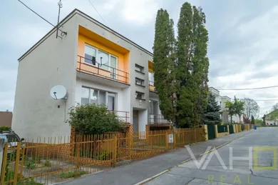 Domy na sprzedaż, 5-pokojowe, Trnava · €293 760