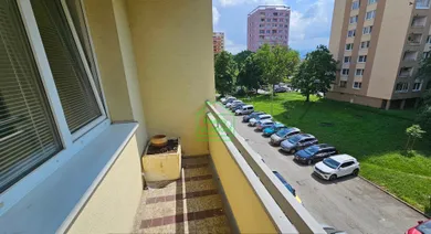 Na predaj 3-izbový byt, 66 m², Prešov, Vlada Clementisa