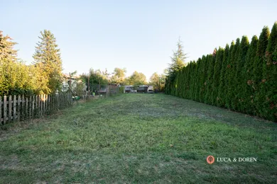 Na predaj pozemok, 359 m², Trenčín, Záhumenská
