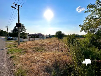 Na predaj pozemok v Levice · €39 900 · Pôvodný stav
