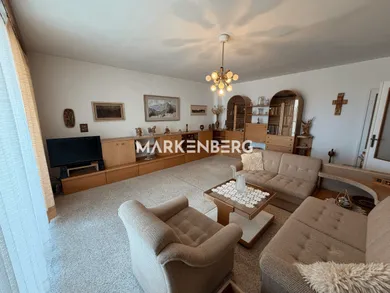 Na predaj 3-izbový byt, 84 m², Bratislava-Dúbravka