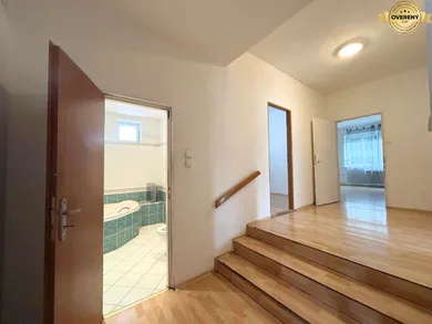 Na predaj dom, Bratislava-Podunajské Biskupice, Krajinská