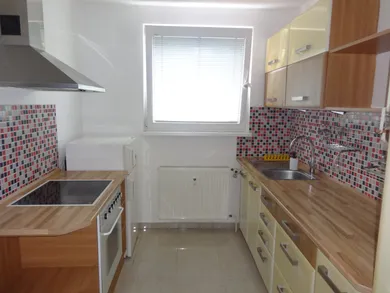 Na prenájom byt v Banská Bystrica · €800 · Dokončené