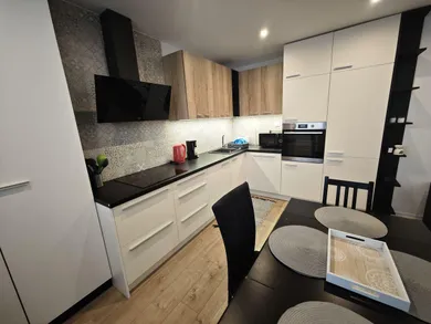 Na prenájom 3-izbový byt, 67 m², Košice-Západ, Trieda SNP