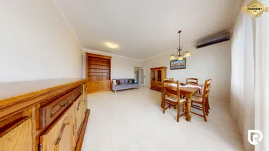 Na prenájom 3-izbový byt, 86 m², Bratislava-Staré Mesto, Pražská