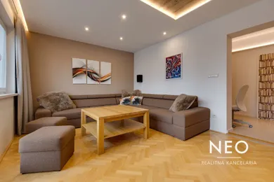 Na predaj dom, 330 m², Trnava, Olympijská ulica