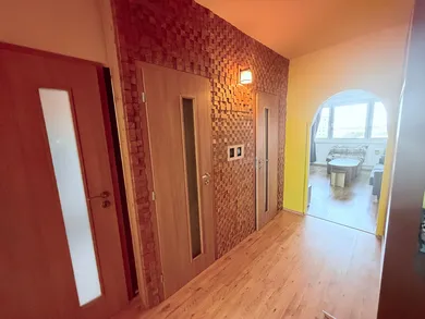 Na predaj 3-izbový byt, 65 m², Nitra, Na Hôrke