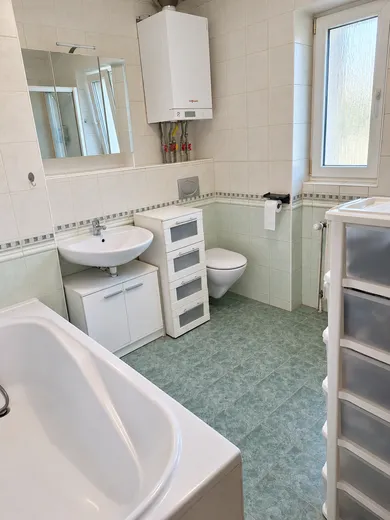 Na predaj 2-izbový byt, 59 m², Banská Bystrica, Jesenského