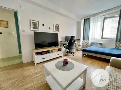 Na predaj 2-izbový byt, 38 m², Bratislava-Nové Mesto, Nobelova