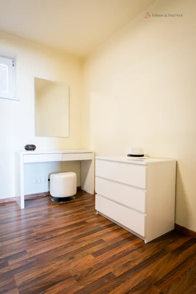 Na predaj 5-izbový byt, 92 m², Bratislava-Podunajské Biskupice