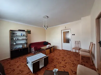 Na predaj 6-izbový dom, 175 m², Nová Lehota