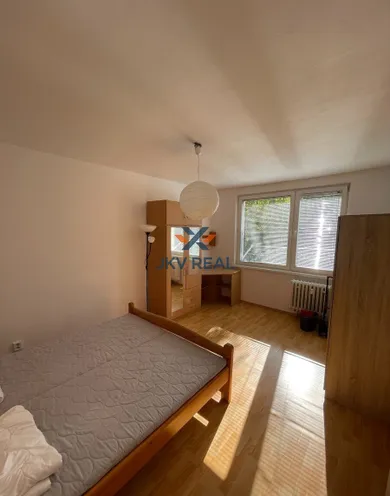 Na prenájom 1-izbový byt, 36 m², Nitra, Nábrežie mládeže