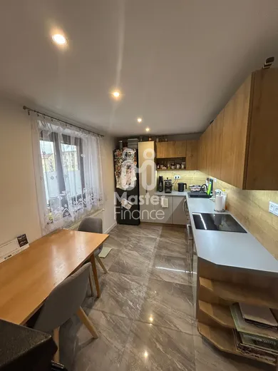 Apartments for sale, 3-room in Bánovce nad Bebravou · €135,000