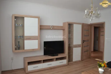 Na prenájom 2-izbový byt, 60 m², Kanianka, Nová