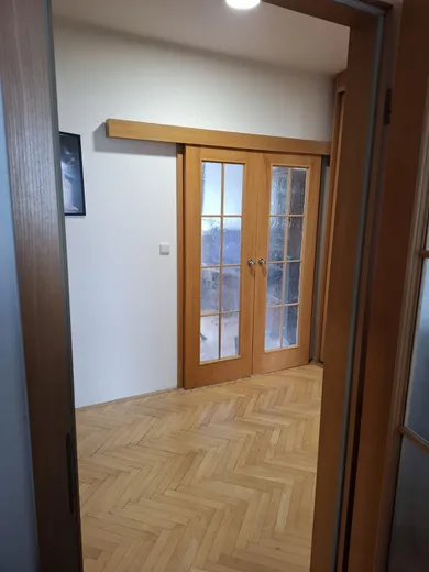 Na predaj 4-izbový byt, 81 m², Bratislava-Devínska Nová Ves