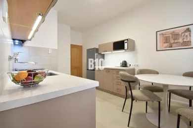 Na predaj 3-izbový byt, 77 m², Žilina