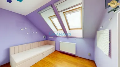 Na predaj 4-izbový dom, 138 m², Rovinka, Okružná