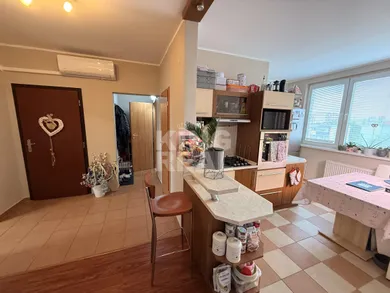 Na predaj byt v Nové Zámky · €116 000 · Dokončené