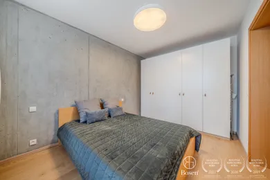 Na prenájom 2-izbový byt, 53 m², Bratislava-Staré Mesto, Žižkova