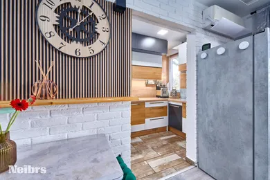 Na predaj 2-izbový byt, 54 m², Bratislava-Ružinov, Haburská