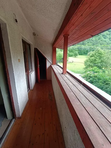 Na predaj 5-izbový dom, 88 m², Skároš