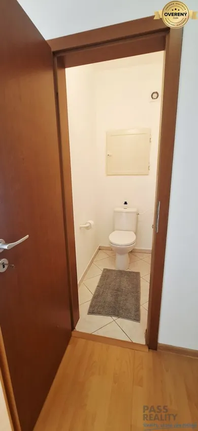 Na predaj 1-izbový byt, 42 m², Bratislava-Podunajské Biskupice