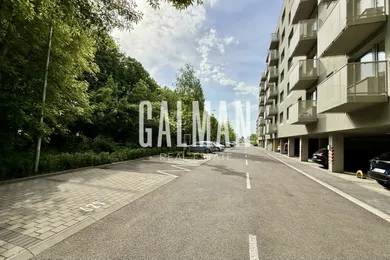 Obiekty na sprzedaż, Bratislava-Ružinov · €18 000